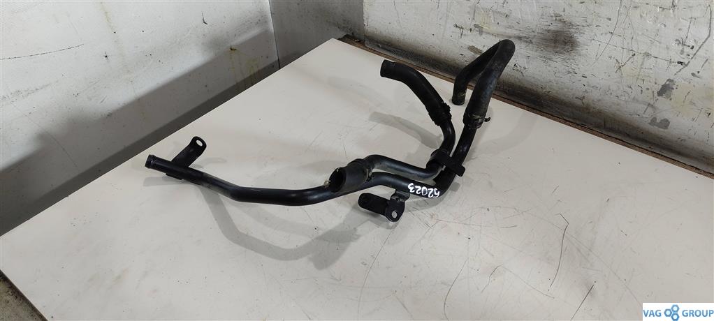 трубка охлаждающей жидкости Volkswagen Passat B6 2009, 1.4 л., TSI, бензин, седан, 03C121070L, CAXA, CAXC, CMSA, . - фото №1