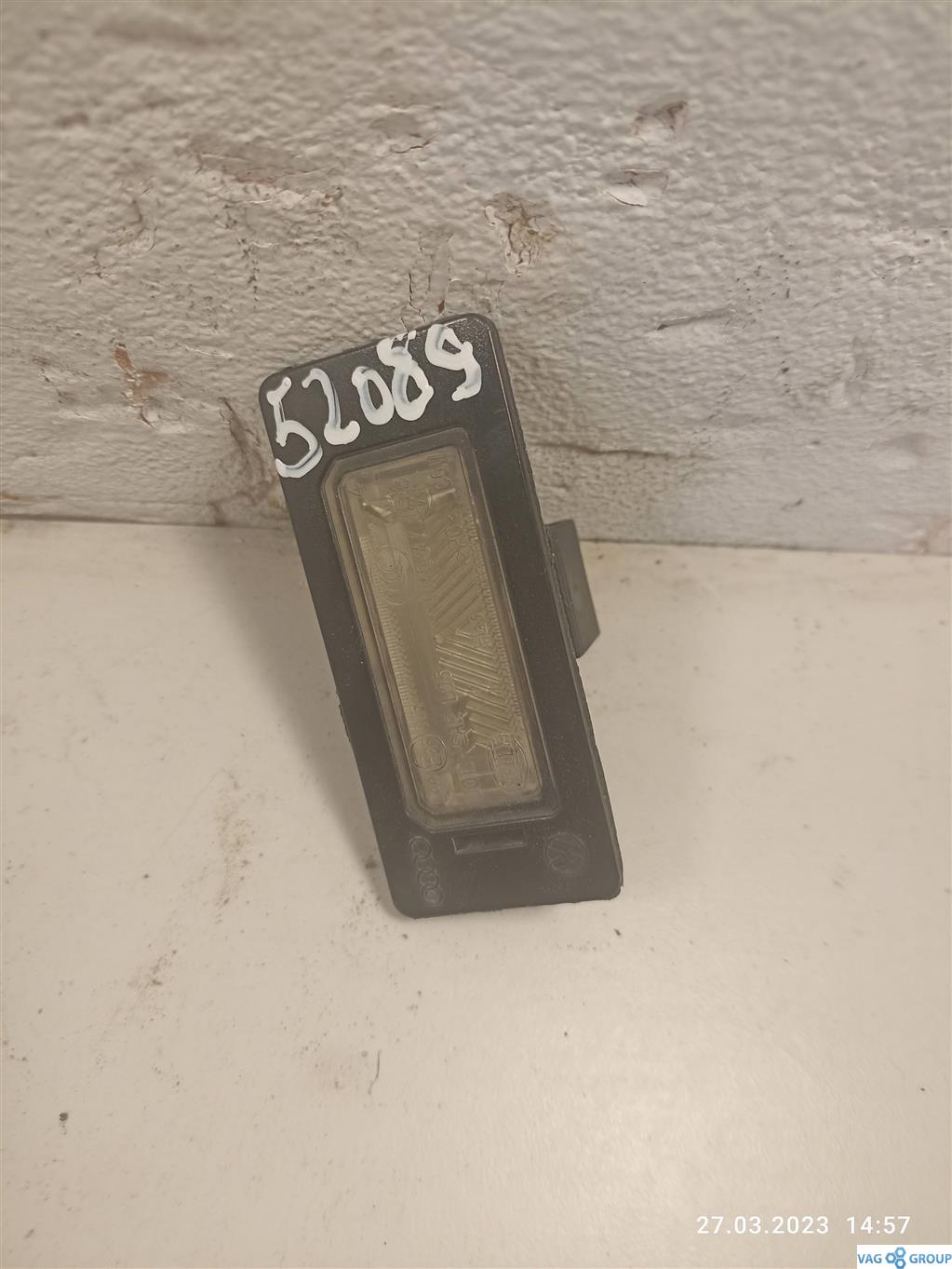 подсветка номера Audi A4 B8/8K 2010, седан, 8T0943021, . - фото №1