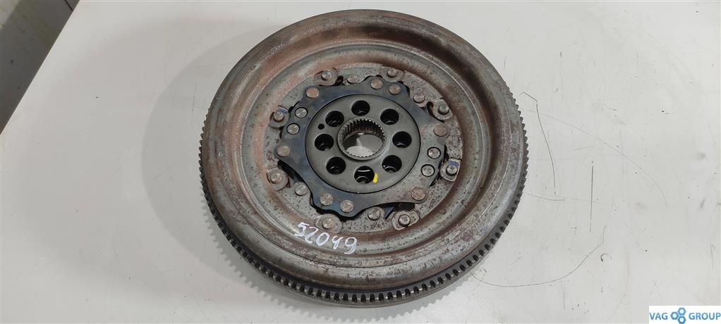 маховик Skoda Superb 2 поколение 2011, 2.0 л., TSI, бензин, седан, CCT, 06J105266D, 06J105266, CCZ - фото №1