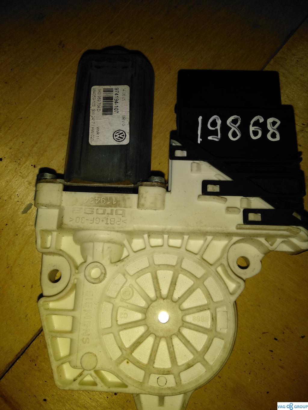 моторчик стеклоподъемника задний правый Volkswagen Jetta 5 поколение 2006, 2.0 л., TDi, дизель, седан, 1K0959704D, . - фото №1