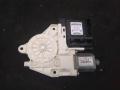 моторчик стеклоподъемника передний правый Volkswagen Golf 5 поколение 2007, 2.0 л., TDi, дизель, хетчбэк 5 дв., 1K0959702K, 1K0959792G, . - фото №2