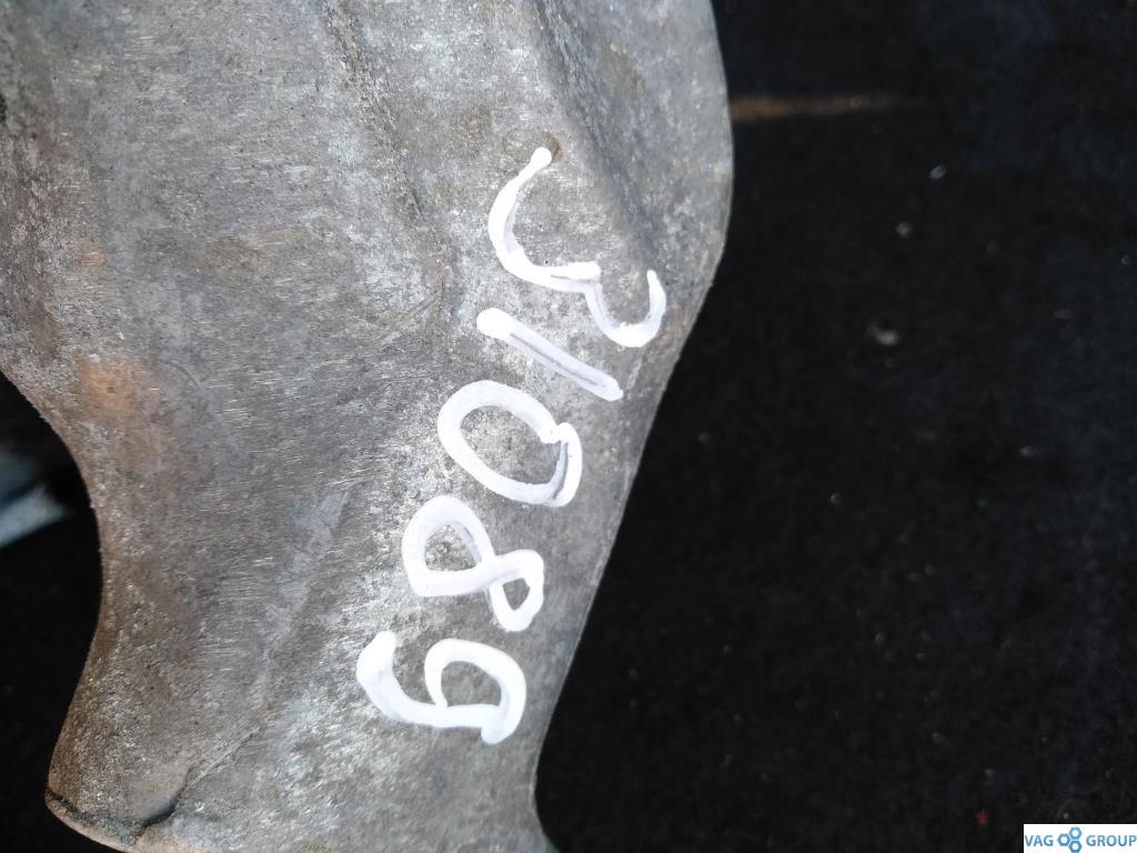 кронштейн двигателя Audi A6 4G/C7 2013, 3.0 л., TDi, дизель, седан, 8K0199307BH, CJMA, CRCA, CNRB, CDUD, CPNB, CTCB, CTCC, CLAB, CCWA, CGKA, CGKB, . - фото №1