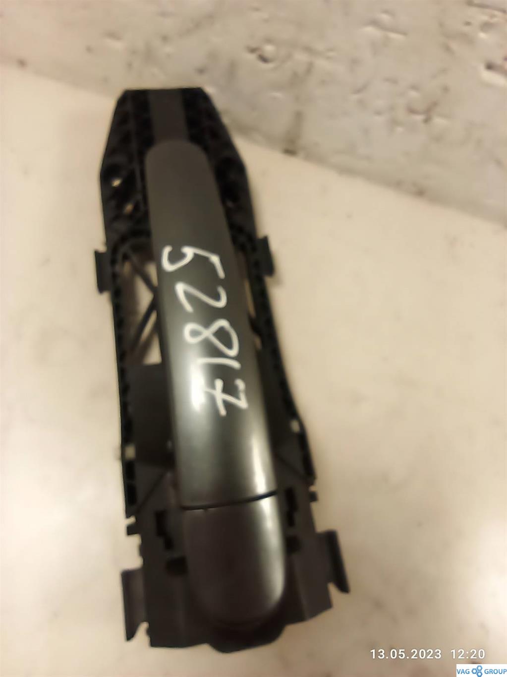 ручка наружная передняя левая Volkswagen Jetta 6 поколение 2012, 5N0837885H, . - фото №1