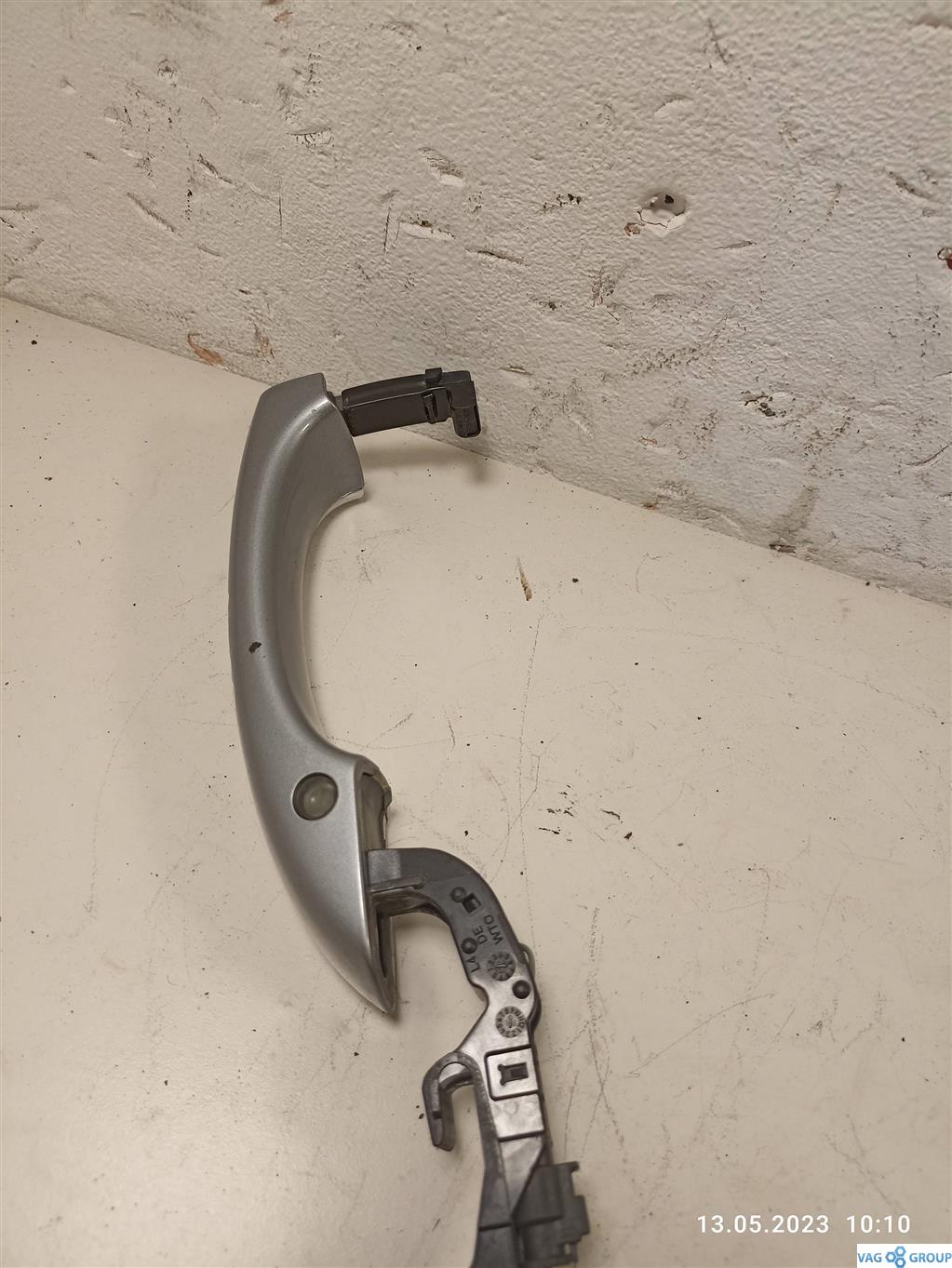 ручка наружная передняя левая Audi A6 4G/C7 2013, 4H0837205C, . - фото №1