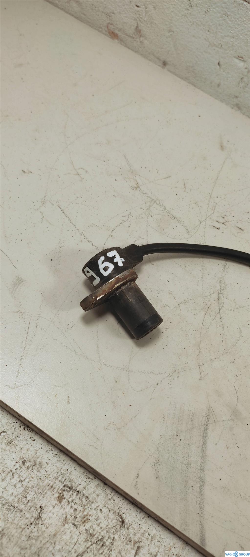 датчик ABS Audi A4 B7 2006, 2.0 л., седан, 8E0927807F, . - фото №1