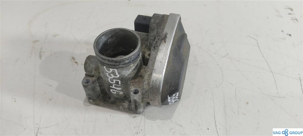 заслонка дроссельная Volkswagen Golf 5 поколение 2003, 1.2 л., бензин, хетчбэк 5 дв., 036133062N, AUA, BCA, APE, AXP, 036133062L, BBY - фото №1