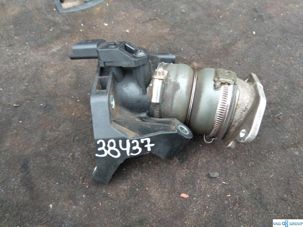 расходомер воздуха Ford Focus 2 поколение 2006, 1.6 л., TDCi, дизель, седан, 7V2Q9J444AD, G8DA, G8DB, HHDA, HHDB, G8DC, MTDA, G8DE, G8DF, GPDA, GPDC, GPDB, . - фото №1