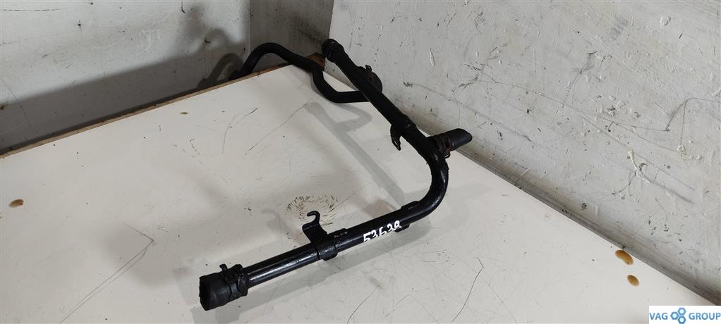 трубка охлаждающей жидкости Volkswagen Passat B6 2009, 2.0 л., TDi, дизель, седан, BMR, 03G121065AA, BMN, BUZ, . - фото №1