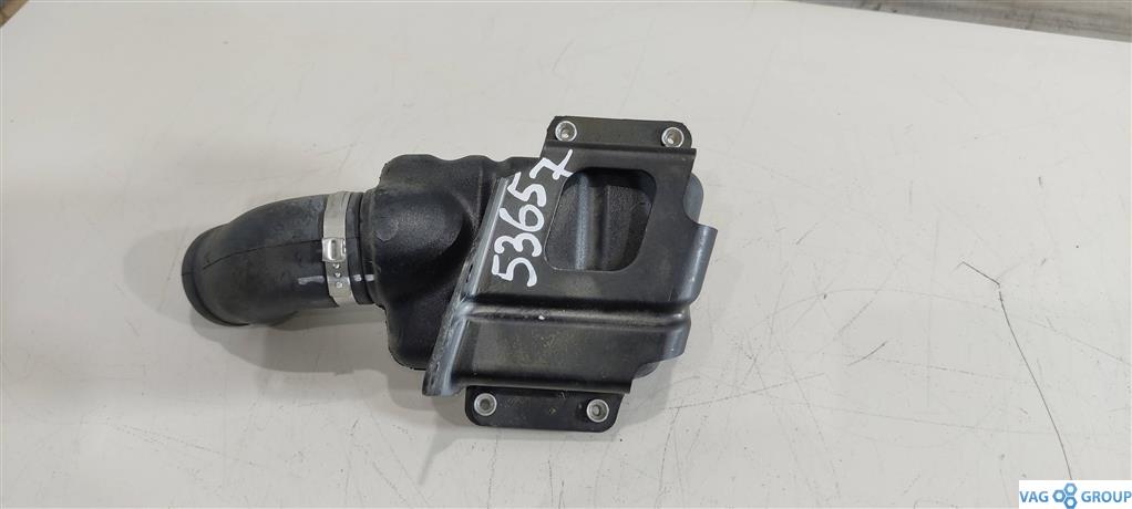 резонатор воздушного фильтра Audi A4 B6 2003, 3.0 л., бензин, седан, 06C133911B, BBJ, . - фото №1