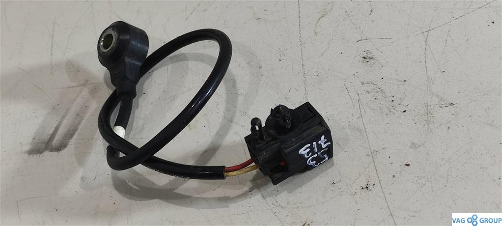 датчик детонации Ford Kuga 2 поколение 2014, 1.6 л., бензин, внедорожник 5 дв., B4164T, 98MF12A699BA, . - фото №1