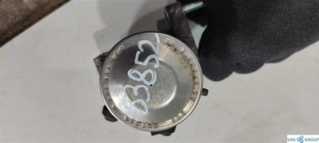 клапан вакуумного управления Skoda Octavia 2 поколение (A5) 2005, 1.8 л., бензин, хетчбэк 5 дв., 037131351C, APG, 06A131351H, 06A131351J - фото №1