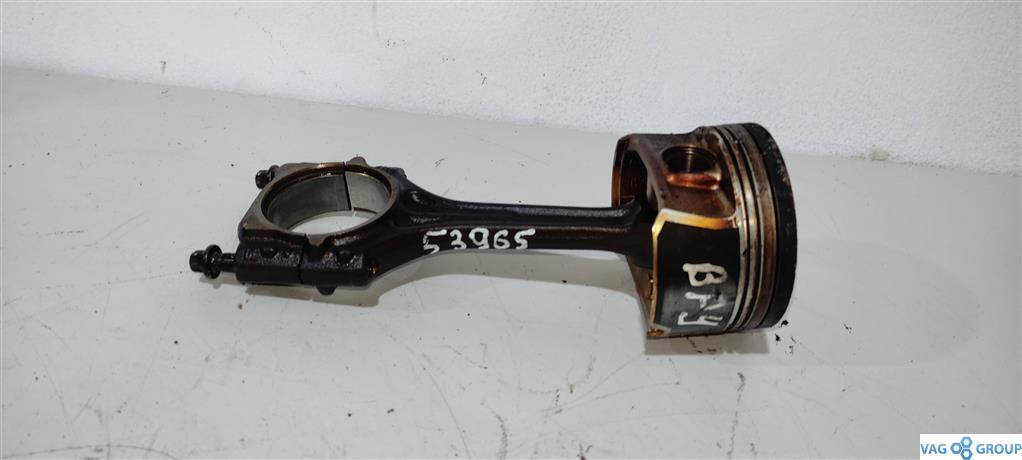 поршень Volkswagen Passat B6 2006, 2.0 л., бензин, седан, BPG, BPY, 06D107066AB, BPJ, BWE, AXX, BWA, BWT, CDL, BGB, BUL, BYK, CDLA, CDLC - фото №1