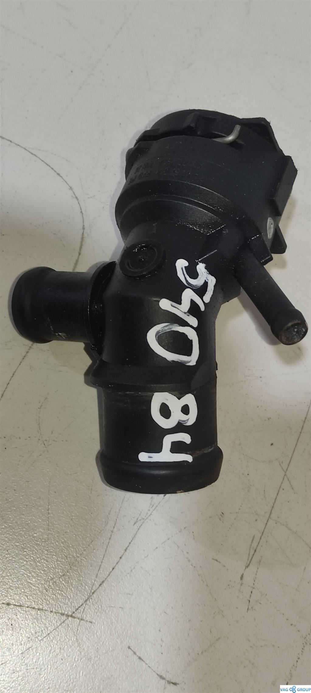 фланец (тройник) системы охлаждения Volkswagen Golf 6 поколение 2010, 1.2 л., TSI, бензин, хетчбэк 5 дв., CBZ, 1K0122291A, . - фото №1