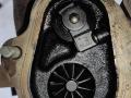 турбина Volkswagen Touran 1 поколение [2-й рестайлинг] 2012, 1.4 л., TSI, бензин, минивэн, BLG, BMY, CDG, CAV, CTH, BWK, 03C145701T, 03C145701B, 03C145701K, 03C145702P, CKM, 03C145703A - фото №7
