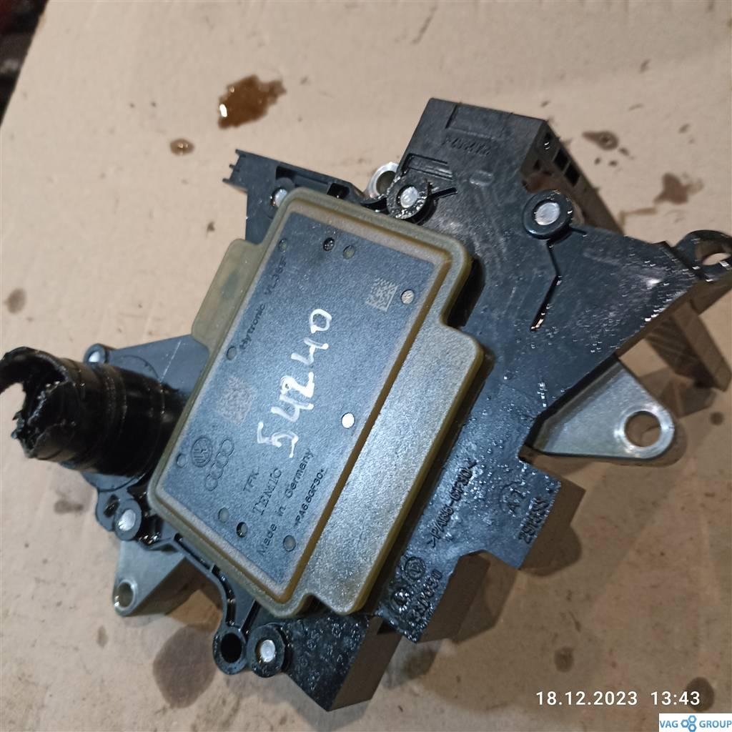 блок управления АКПП Audi A4 B8/8K 2010, 2.0 л., TDi, 0AW927156H, . - фото №1