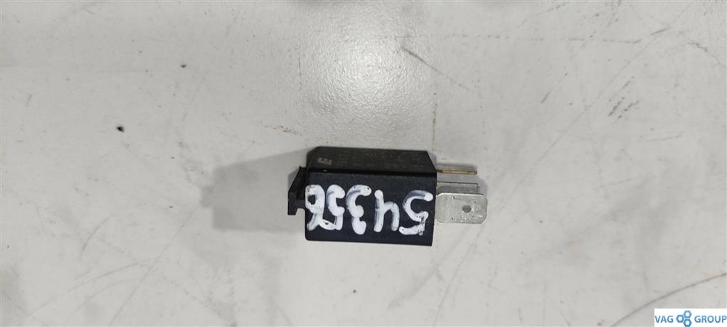 реле (прочие) Audi A4 B7 2006, 2.0 л., TFSI, бензин, седан, 8Z0951253, 7M0951253C, 4H0951253C, . - фото №1