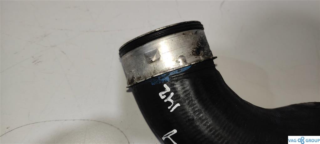патрубок (трубопровод, шланг) Volkswagen Golf 5 поколение 2007, 2.0 л., TDi, дизель, хетчбэк 5 дв., 1K0145838D, BKD, BXE, AZV, . - фото №1