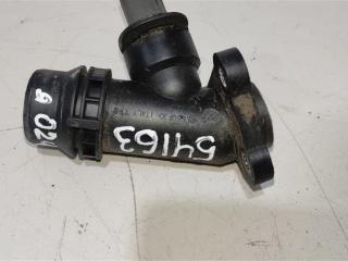 фланец (тройник) системы охлаждения Volkswagen Passat B6 2006, 2.0 л., бензин, седан, BLX, 06F121131C, .