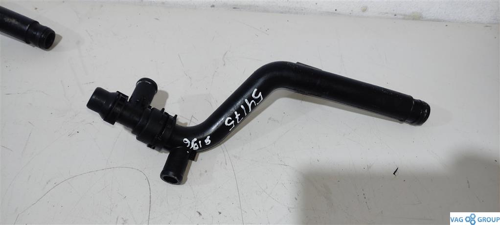 патрубок (трубопровод, шланг) Audi A6 4G/C7 2013, 2.0 л., TDi, дизель, седан, 03L121065K, CFF, CFG, CLL, . - фото №1
