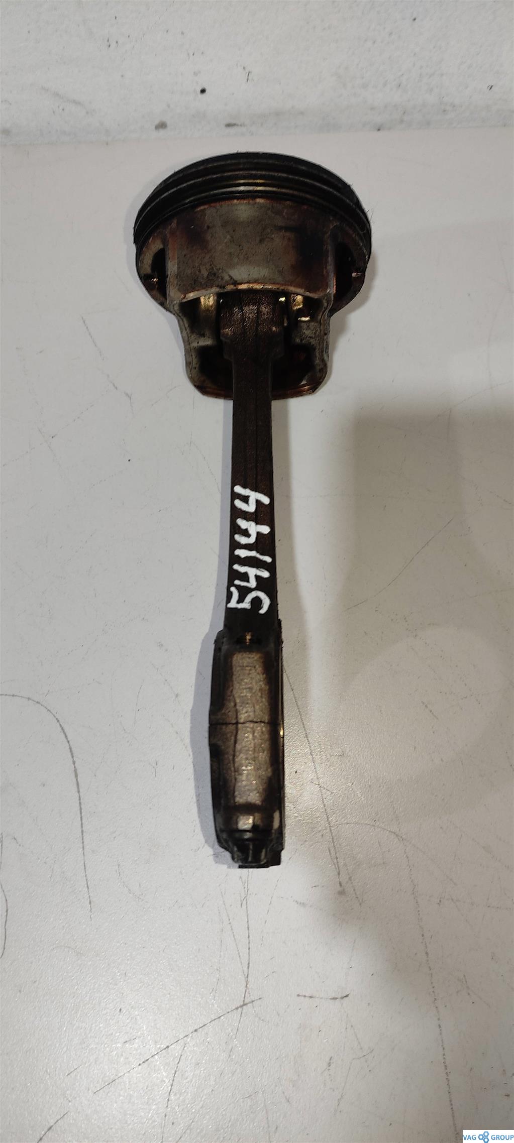 поршень Audi A6 4F/C6 2005, 3.0 л., бензин, седан, ASN, BBJ, 06C107065M, AVK - фото №1