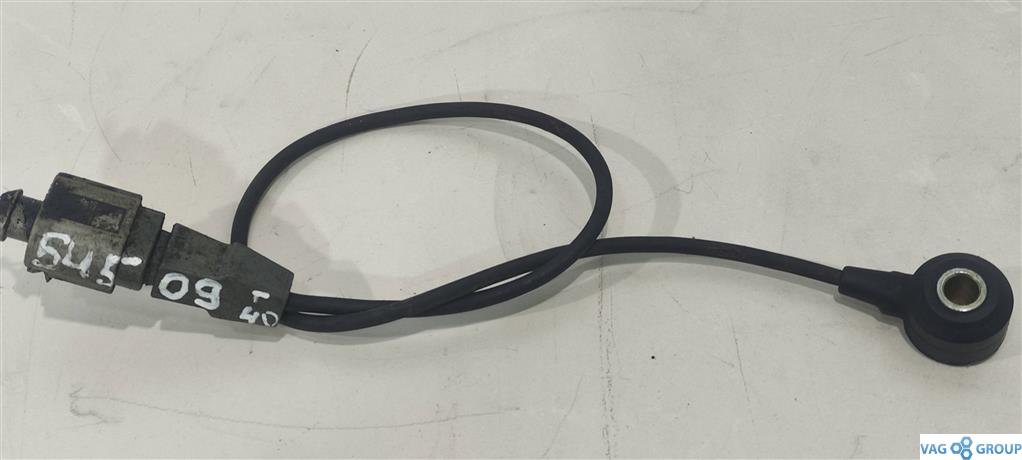 датчик детонации Volkswagen Passat B6 2008, 1.8 л., бензин, седан, 06E905377B, . - фото №1