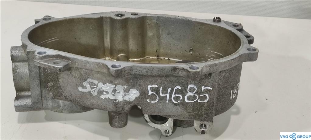 крышка распредвала Audi A4 B7 2006, 2.0 л., бензин, седан, BPG, 06F103530T, 06F103530P, 06F103530G, 06F103530, BPY, BPJ, BWE, AXX, BWA, BGB, BYK, BWL, 06F103107B, 06F103107E - фото №1