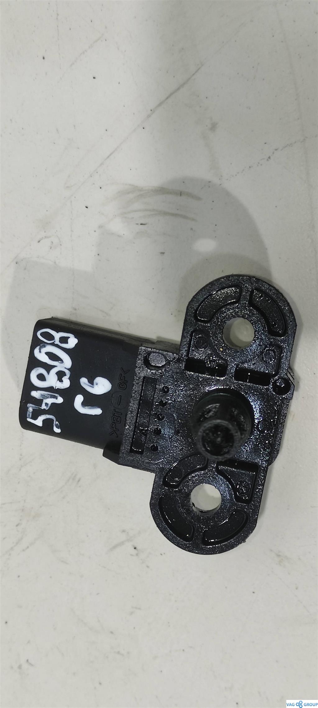 датчик абсолютного давления Volkswagen Passat B6 2009, 1.6 л., бензин, седан, BVZ, BSE, BVY, BME, 06B906051, BCA, AZQ, BSF, 0261230031, APE, AXP, BGU, CCSA, CMXA - фото №1