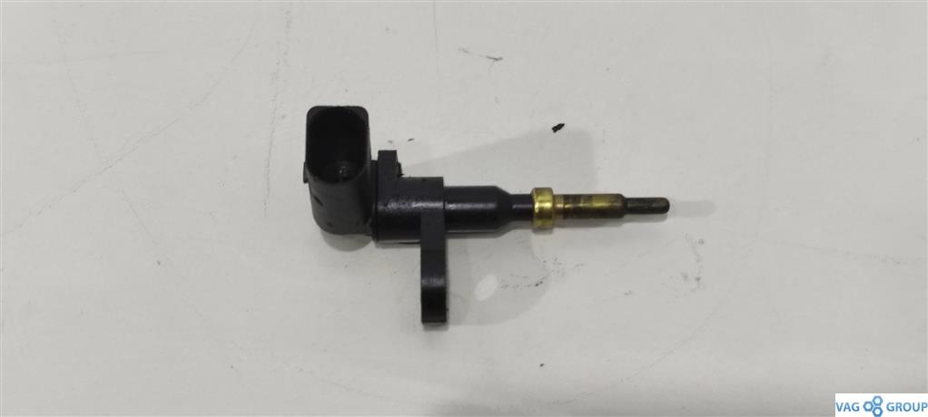 датчик температуры Volkswagen Passat B8 2016, 2.0 л., TDi, дизель, седан, CRL, DFC, 06E919501B, DFG, . - фото №1