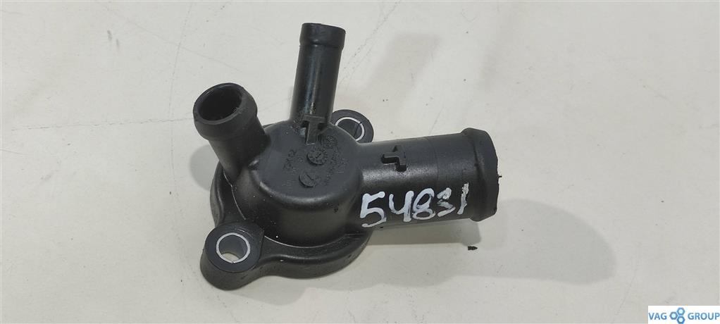 фланец (тройник) системы охлаждения Volkswagen Passat B8 2016, 2.0 л., TDi, дизель, седан, CRL, DFC, 04L121131AD, DFG, . - фото №1