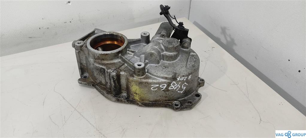 крышка распредвала Audi A4 B7 2006, 2.0 л., бензин, седан, BPG, 06F103530T, 06F103530P, 06F103530G, 06F103530, BPY, BPJ, BWE, AXX, BWA, BGB, BYK, BWL, 06F103107B, 06F103107E - фото №1
