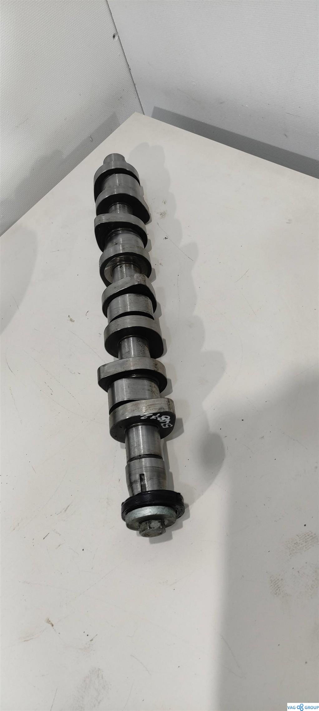 распредвал Volkswagen Transporter T5 2007, 1.9 л., TDi, дизель, микроавтобус, BRS, AVF, AVB, BDJ, AXB, AXC, BRR, BMP, AWX, BDK, BXE, BPW, BLS, BKE, BMM, BJB, BSU, BST - фото №1