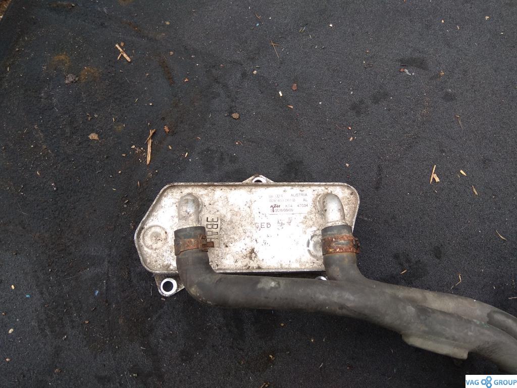 радиатор АКПП Volkswagen Golf 6 поколение 2010, 2.0 л., TFSI, бензин, хетчбэк 5 дв., 02E409061B, CCTA, CBFA, . - фото №1