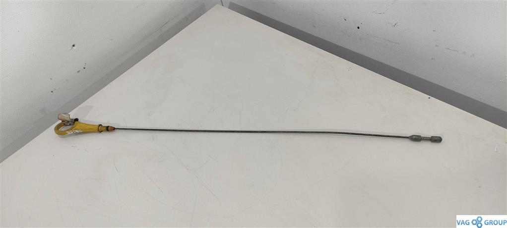 щуп двигателя Ford Kuga 2 поколение 2014, 1.6 л., бензин, внедорожник 5 дв., B4164T, BM5G6750AD, . - фото №1