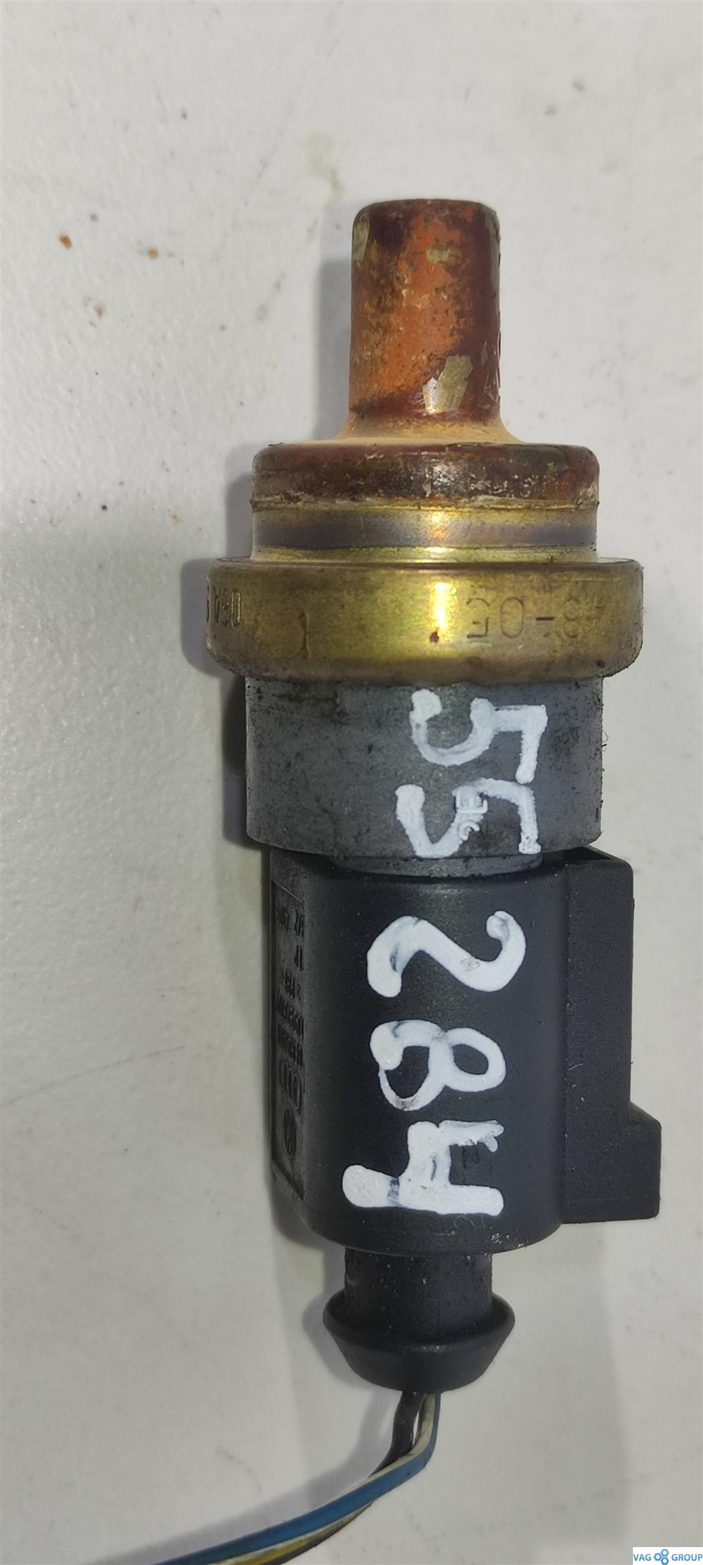 датчик температуры Volkswagen Jetta 5 поколение 2009, 1.9 л., TDi, дизель, седан, 06A919501A, BLS, 06A919501 - фото №1