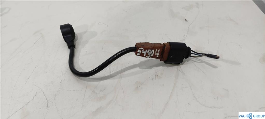 датчик детонации Audi A3 8L 1999, 1.8 л., бензин, седан, AWT, ALT, 06A905377C, . - фото №1