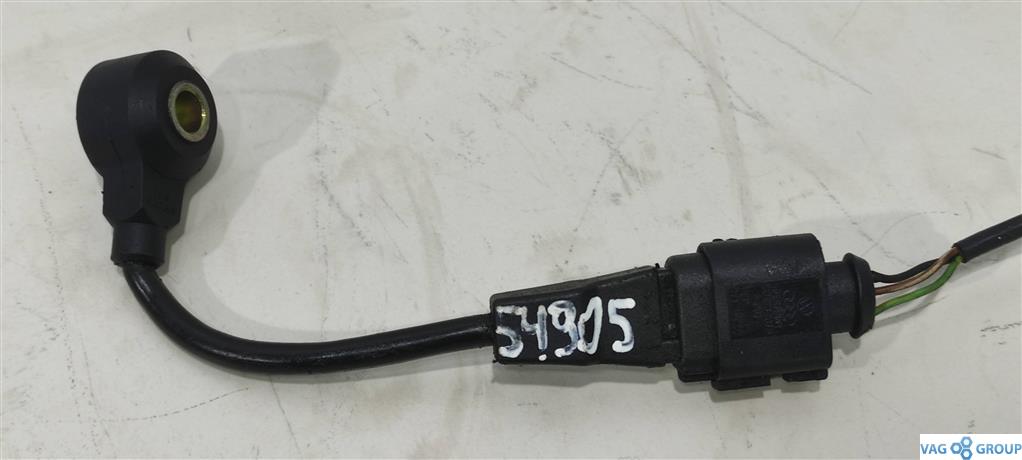 датчик детонации Audi A3 8L 1999, 1.8 л., бензин, седан, AWT, ALT, 06A905377B, . - фото №1