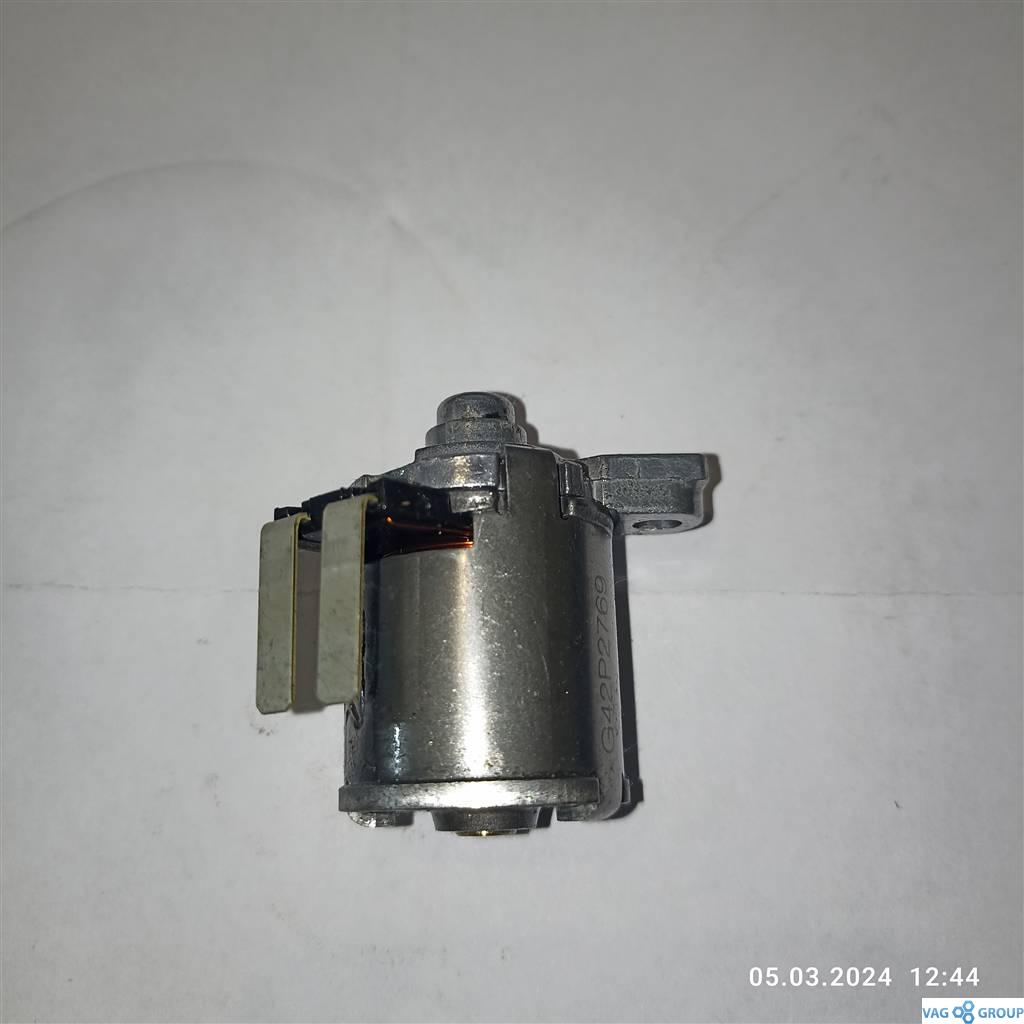 Соленоид (клапан) АКПП Volkswagen Passat CC 1 поколение 2010, 2.0 л., TSI, NHR10A, . - фото №1