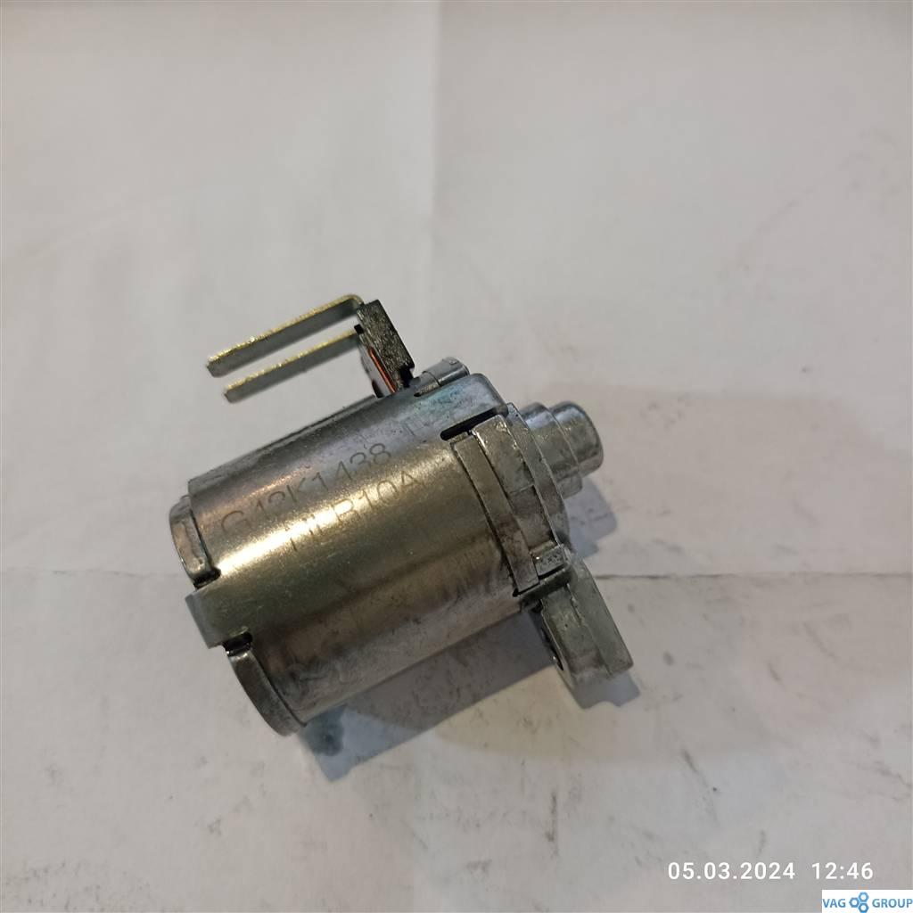 Соленоид (клапан) АКПП Volkswagen Passat CC 1 поколение 2010, 2.0 л., TSI, NLR10A, . - фото №1