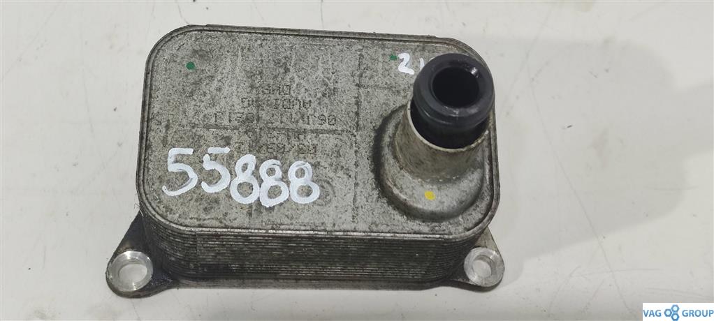 радиатор масляный Volkswagen Passat B7 2013, 2.0 л., TFSI, бензин, седан, 06J117021J, AXX, BWA, BYT, BZB, CAWB, CCZA, CDAA, 06H903143H, CDHB, CDNB, CFKA, CPMA, . - фото №1