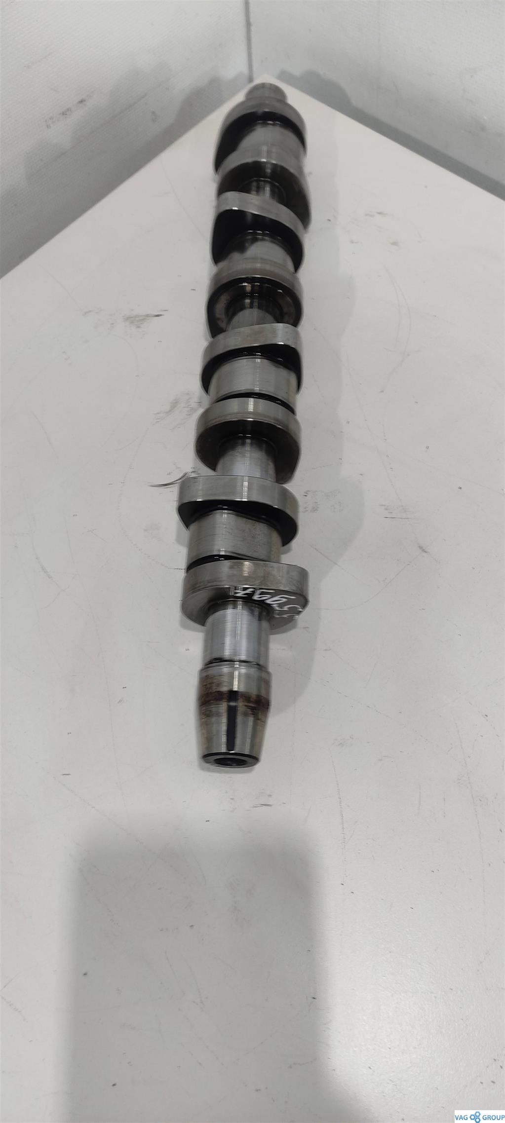 распредвал Volkswagen Jetta 5 поколение 2009, 1.9 л., TDi, дизель, седан, BRS, AVF, AVB, BDJ, AXB, AXC, BRR, BMP, 038109101R, AWX, BDK, BXE, BPW, BLS, BKE, 038109101AH, 038109101AE, BMM, BJB, BSU, BST - фото №1