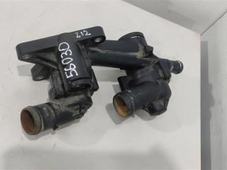 корпус термостата Volkswagen Golf 6 поколение 2010, 1.4 л., TSI, бензин, хетчбэк 5 дв., 03C121118D, 03C121111P, 03C121026AC, BLG, BMY, CAX, CDG, CAV, CTH, 03C121111T, 03C121111AB, 03C121121D, 03C121026S, 03C121026AF