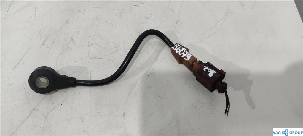 датчик детонации Audi A3 8L 1999, 1.8 л., бензин, седан, AWT, 06A905377F, 1.61.8, . - фото №1