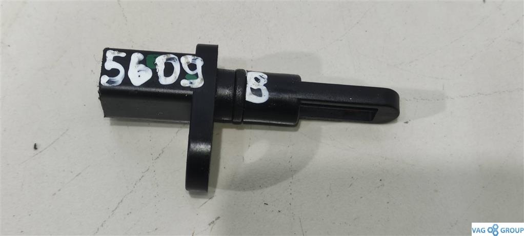 датчик температуры Audi A6 4B/C5 2000, 1.8 л., бензин, седан, 06B905379A, 06B905379D, 06B905379C, 06B905379G, . - фото №1