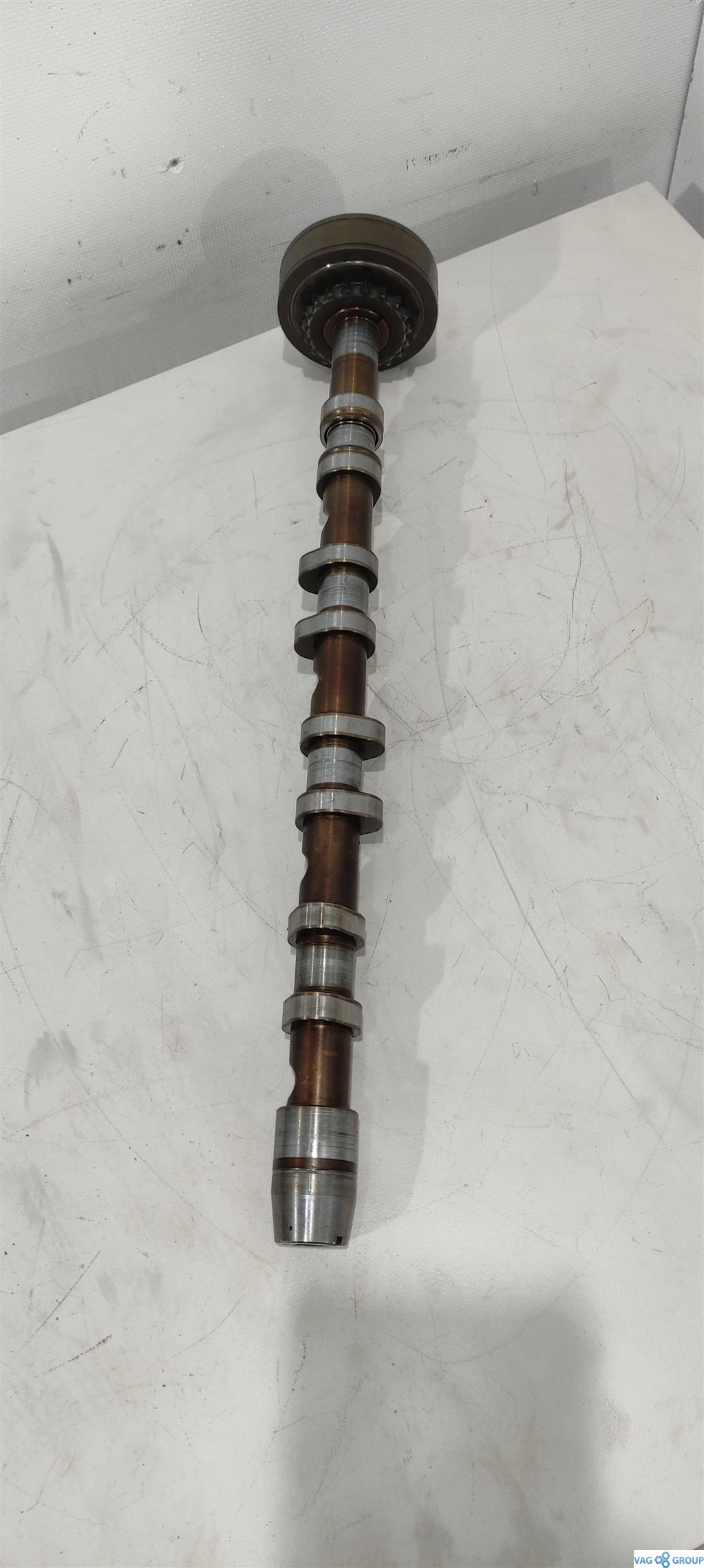 распредвал Audi A6 4F/C6 2006, 2.0 л., бензин, универсал, BVZ, BVY, BPY, BVX, BWA, 06F109102B - фото №1