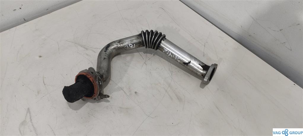 трубка системы рециркуляции EGR Volkswagen Passat B7 2013, 2.0 л., TDi, дизель, универсал, CAY, CDC, CFH, 03L131521R, CFF, CLC, CDB, . - фото №1