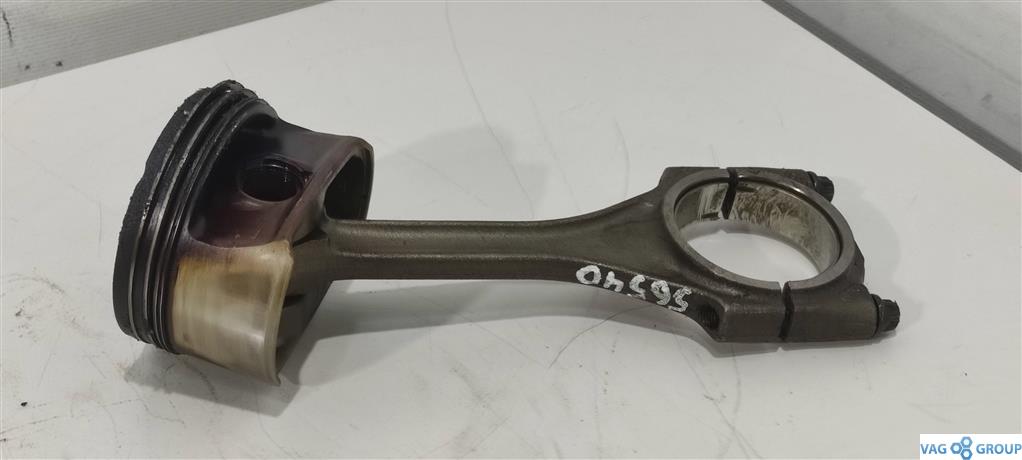 поршень Audi A6 4F/C6 2006, 2.4 л., FSI, бензин, седан, BDW, 06E107065A, 06E107065AB, 06E107065AD, 06E107065AR, 06E107065CQ, 06E107065DC - фото №1