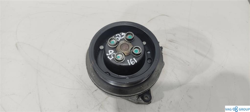 помпа Audi A1 8X 2013, 1.4 л., TSI, бензин, хетчбэк 5 дв., BLG, BMY, 03C880727D, 03C121004J, CDGA, CAVD - фото №1