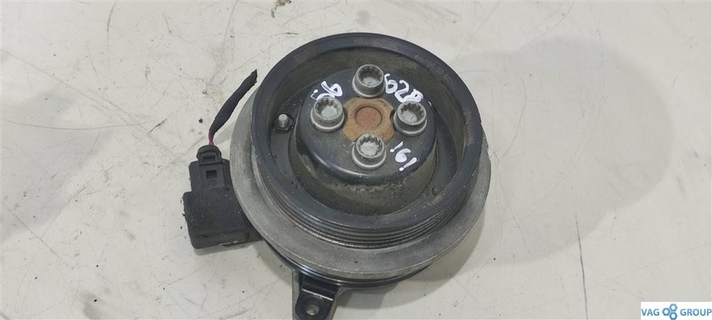 помпа Volkswagen Golf 6 поколение 2011, 1.4 л., TSI, бензин, хетчбэк 5 дв., BLG, BMY, 03C880727D, 03C121004J, CDGA, CAVD - фото №1