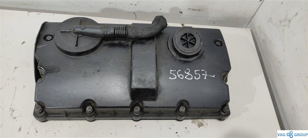 клапанная крышка Volkswagen Passat B6 2007, 1.9 л., TDi, бензин, седан, 038103469Q, 038103469S, 038103469AD, BXE, 038103469AH, BXC - фото №1