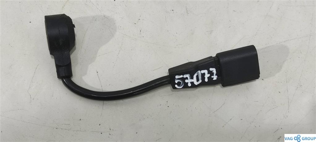 датчик детонации Audi A3 8L 1999, 1.8 л., бензин, седан, AWT, ALT, 06A905377B, . - фото №1